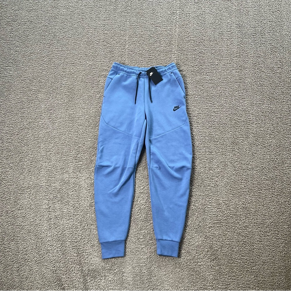 Nike Sportswear Tech Fleece Joggers Men’s Size Small